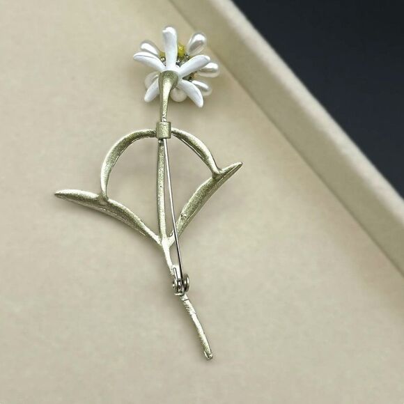 Silver with White Pearl Beaded and Enamel Stemmed Daisy Flower Pin Back Brooch - Picture 7 of 8